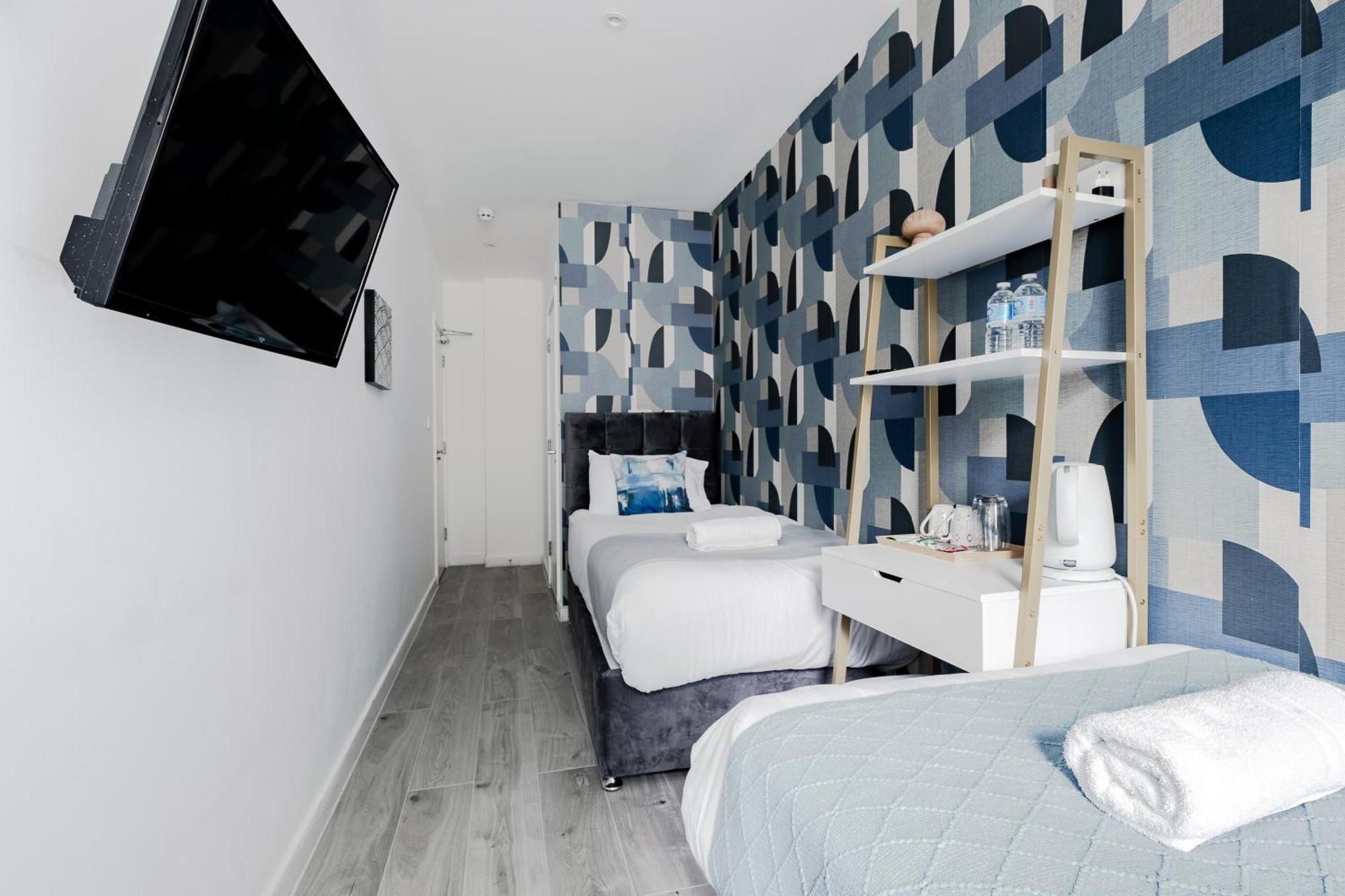 Wembar Hotel London Exterior photo
